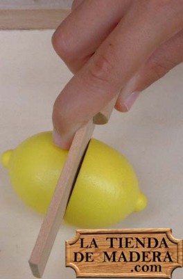 Juego de madera. En la tienda de madera .com puedes comprar este juguete de madera didctico con el que los nios podrn jugar a las cocinitas