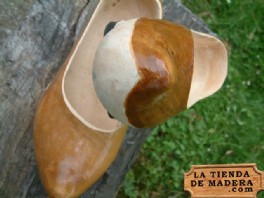madreña asturiana artesanal de madera. la tienda de madera online