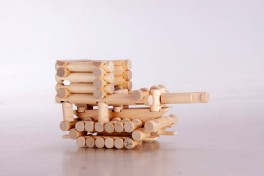 Juego de madera. En la tienda de madera .com puedes comprar este juguete de madera didáctico, con el que los niños podrán jugar y aprender a la vez