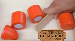 Juego de madera. En la tienda de madera .com puedes comprar este juguete de madera didáctico, con el que los niños podrán jugar, divertirse y aprender a la vez